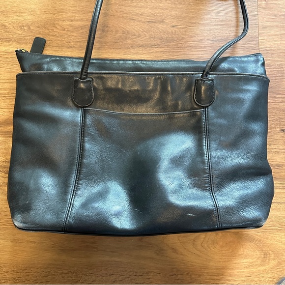 Coach Leather Black Tote Bag Zippered with Pockets - Picture 3 of 16